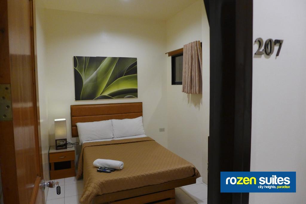 Rozen Suites Paradise General Santos City Esterno foto